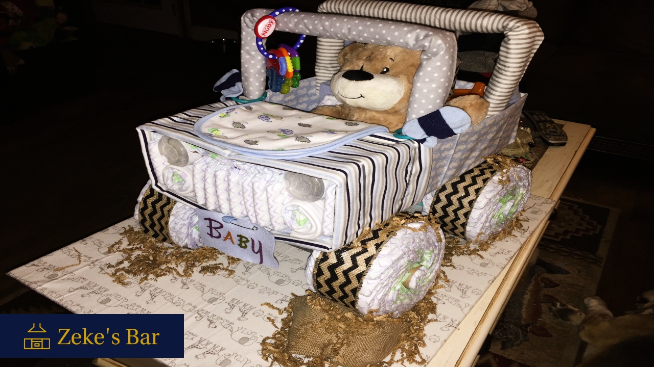 How to make a Jeep diaper cake 